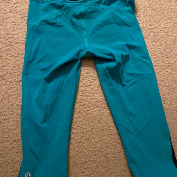 Lululemon leggings green size 4 - Picture 2 of 2